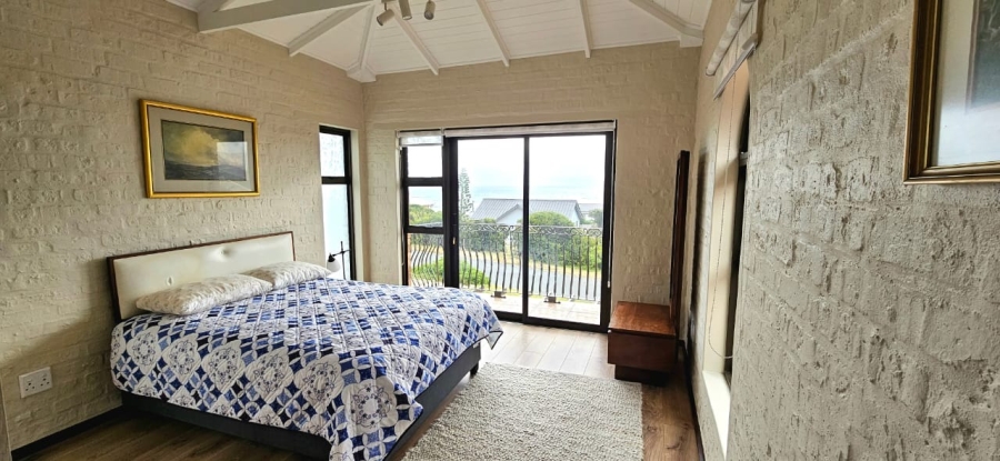 4 Bedroom Property for Sale in De Kelders Western Cape